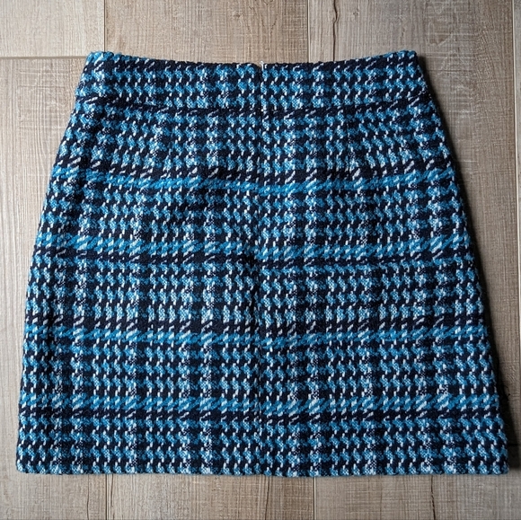 LOFT Blue Tweed Mini Skirt size 2 - Picture 3 of 3